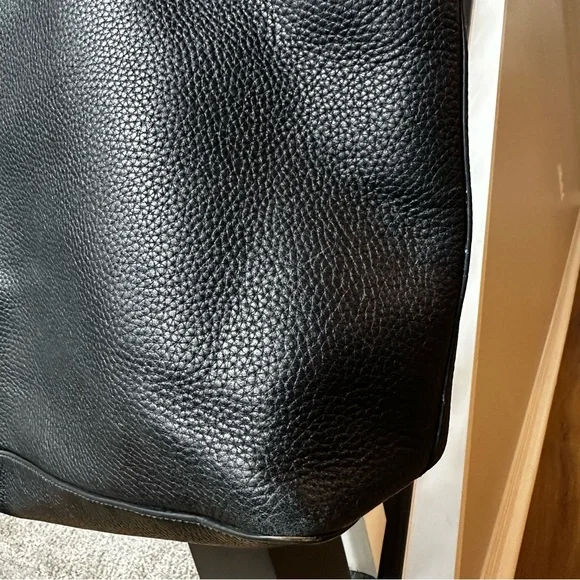 Tory Burch Large Taylor Black Pebbled Leather Tote Shoulder Bag - Picture 16 of 16